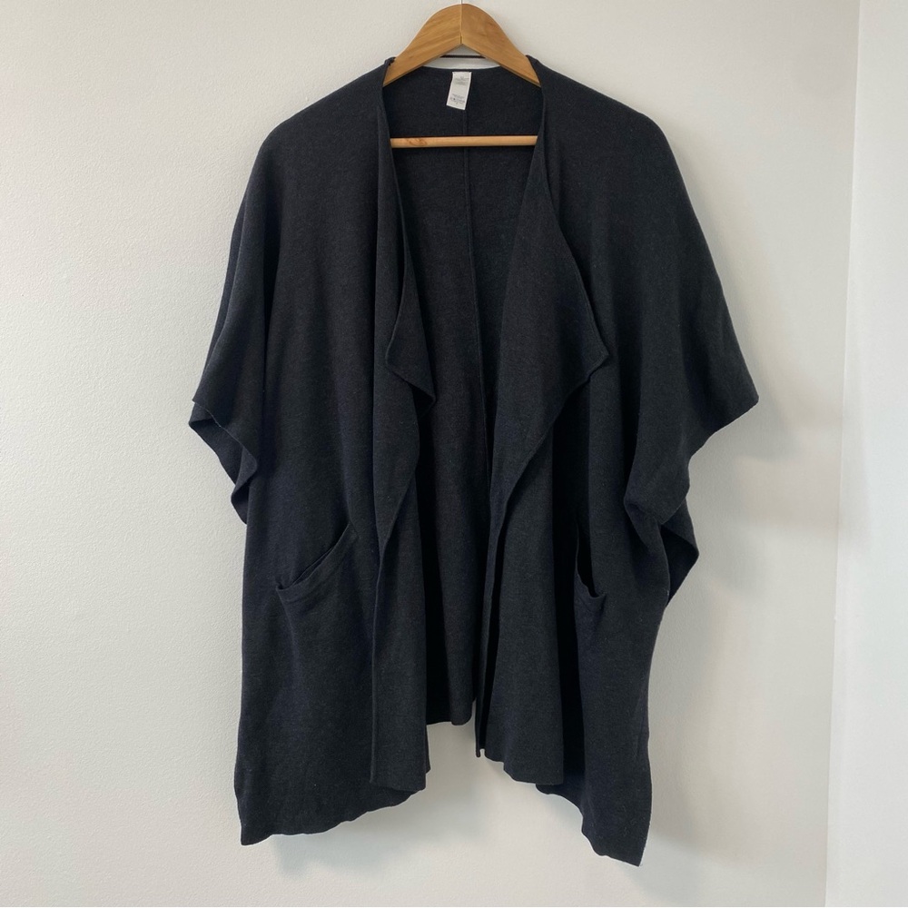 Lululemon Cashmere Bamboo Blend After Asana Wrap Poncho Sweater Pockets Black